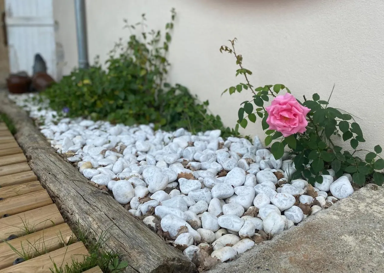 Holiday home La Maison Des 3 Chouettes Sepx