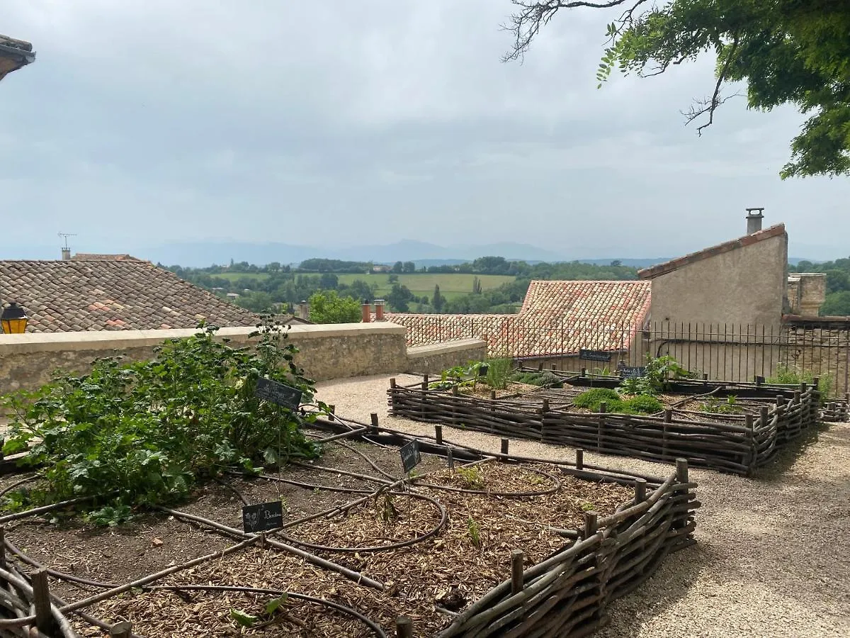 Holiday home La Maison Des 3 Chouettes Sepx France
